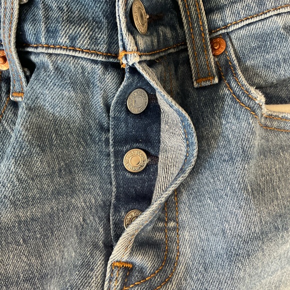 Levi’s Wedgie Jeans - Picture 3 of 13